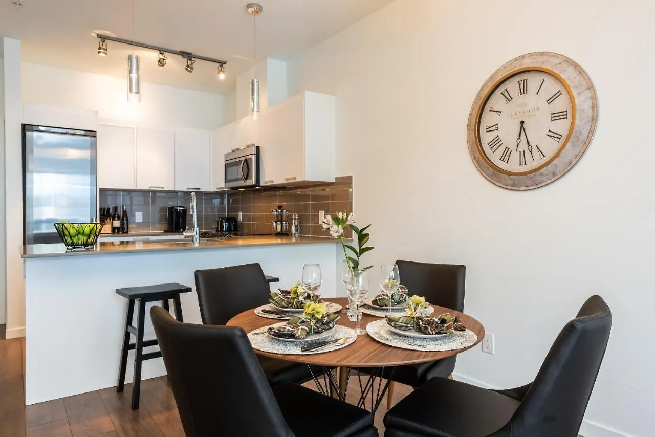 506 Union - Downtown Victoria, Secure Parking Included Apartment