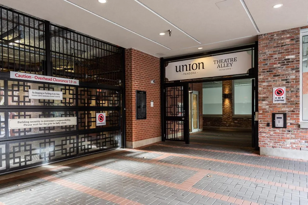 506 Union - Downtown Victoria, Secure Parking Included Apartment Canada