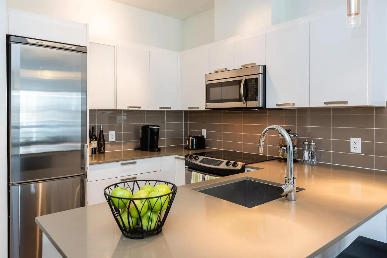 506 Union - Downtown Victoria, Secure Parking Included Apartment  Victoria